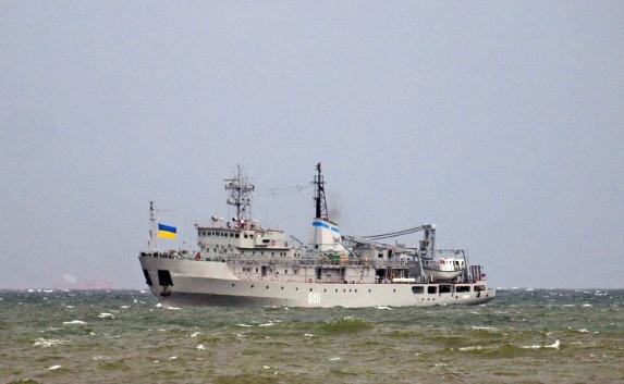 ФСБ: ВМС Украины совершали провокации в акватории Чёрного моря